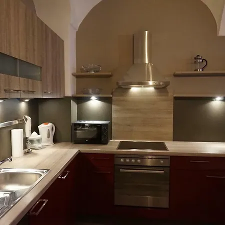 Gaestehaus Familie Loeffler - Am Stadtplatz In Apartman