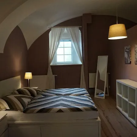 Apartman Gaestehaus Familie Loeffler - Am Stadtplatz In *