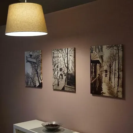 Gaestehaus Familie Loeffler - Am Stadtplatz In Apartman Litschau