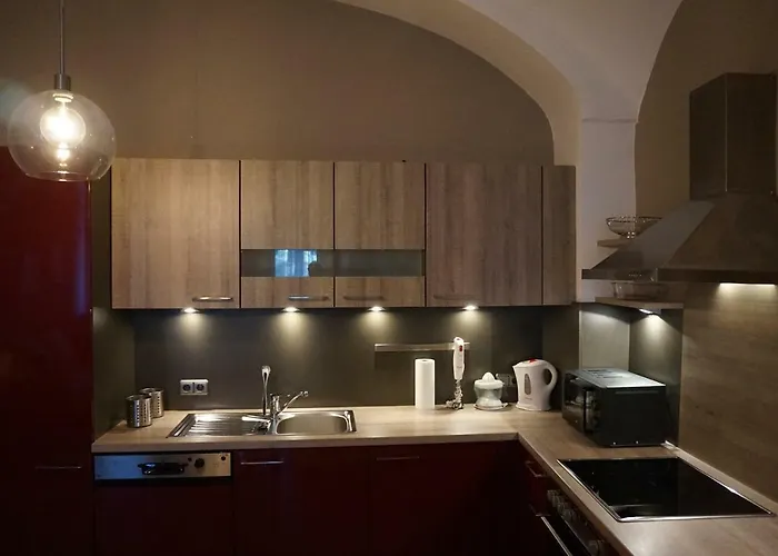 Gaestehaus Familie Loeffler - Am Stadtplatz In Apartment Litschau