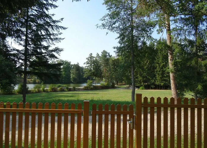 Gaestehaus Familie Loeffler - Am Stadtplatz In Apartment