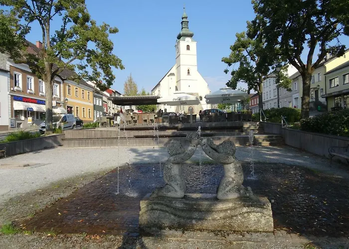 Gaestehaus Familie Loeffler - Am Stadtplatz In