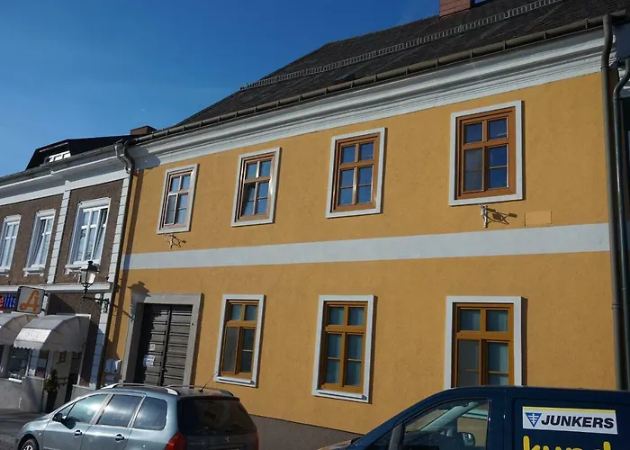 아파트 Gaestehaus Familie Loeffler - Am Stadtplatz In 리트샤우